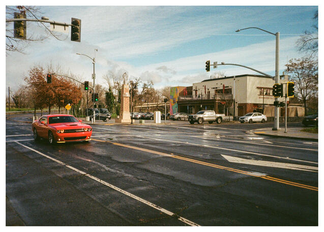 Burgers & Brew - Broderick, CA. - Kodak Color Plus 200